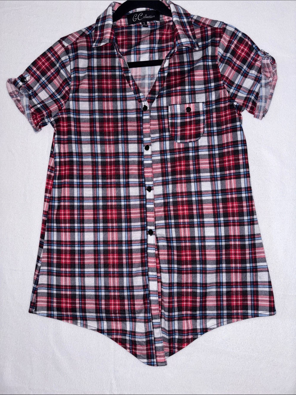 G Collection Plaid Button-Down V-Neckline Short Sleeve Collar Shirt